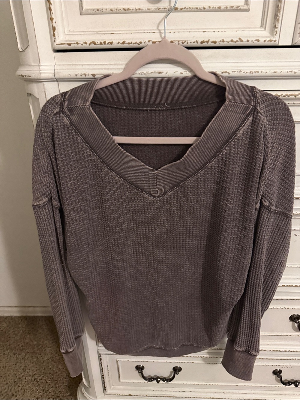 Women’s Long Sleeve Waffle V-Neck Tee - Dusty Mauve
